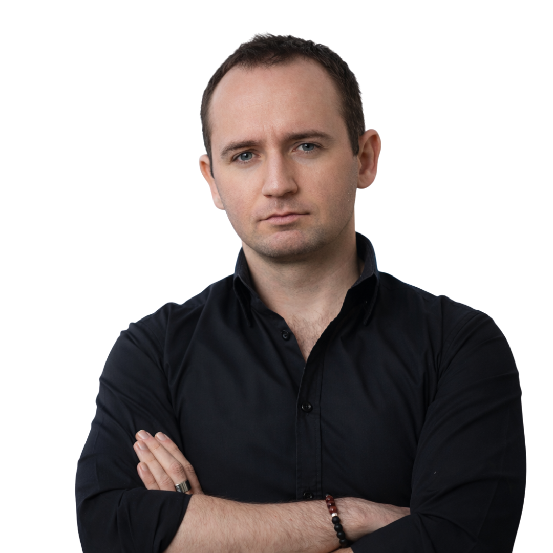 Simon Bálint, founder of Webstart, in a blue duotone portrait